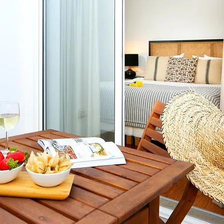 Young Spirit District de Faro