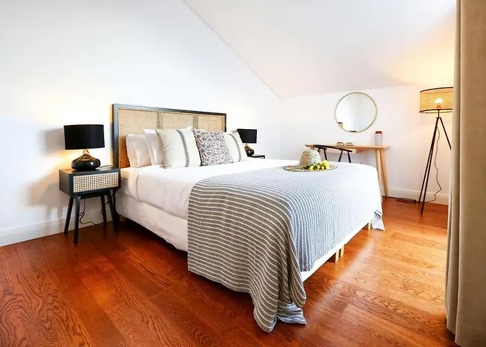 Young Spirit Apartment
